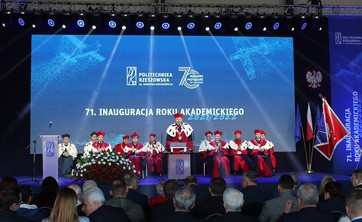 71. inauguracja roku akademickiego na Politechnice Rzeszowskiej odbyła się w Ośrodku Kształcenia Lotniczego